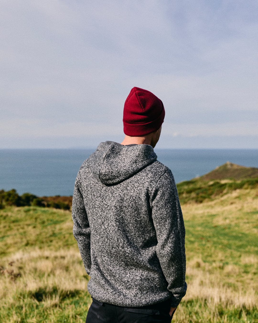 Hooded knitted jumper hotsell