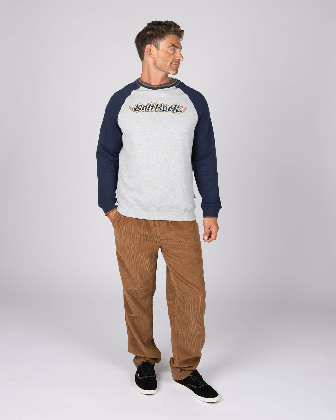 Heritage Mens Logo Raglan Classic Sweatshirt In Grey