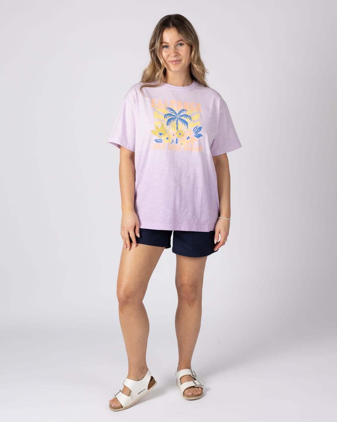 Sun Daze Womens Short Sleeve Tee in Light Purple
