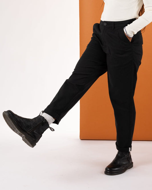 Mara - Womens Chino - Black
