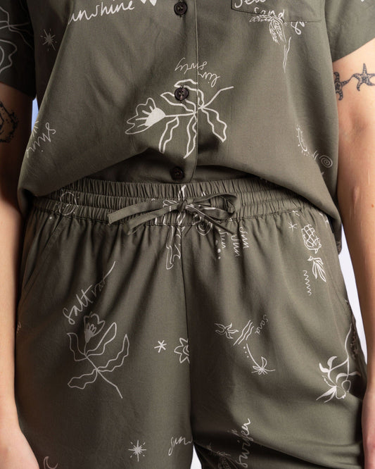 Serenity - Womens Lightweight Shorts - Green