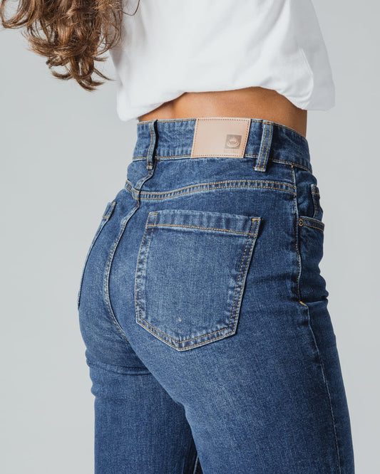 Indie Womens High Rise Wide Leg Jean In Mid Denim