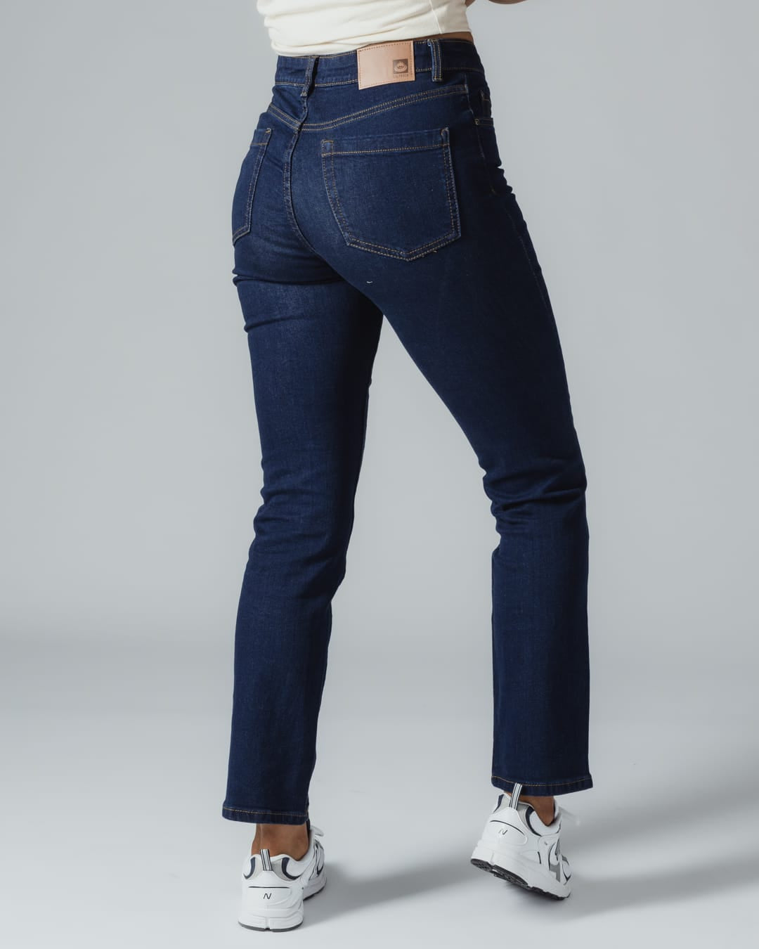 Iona Womens Straight Leg Jean In Dark Denim