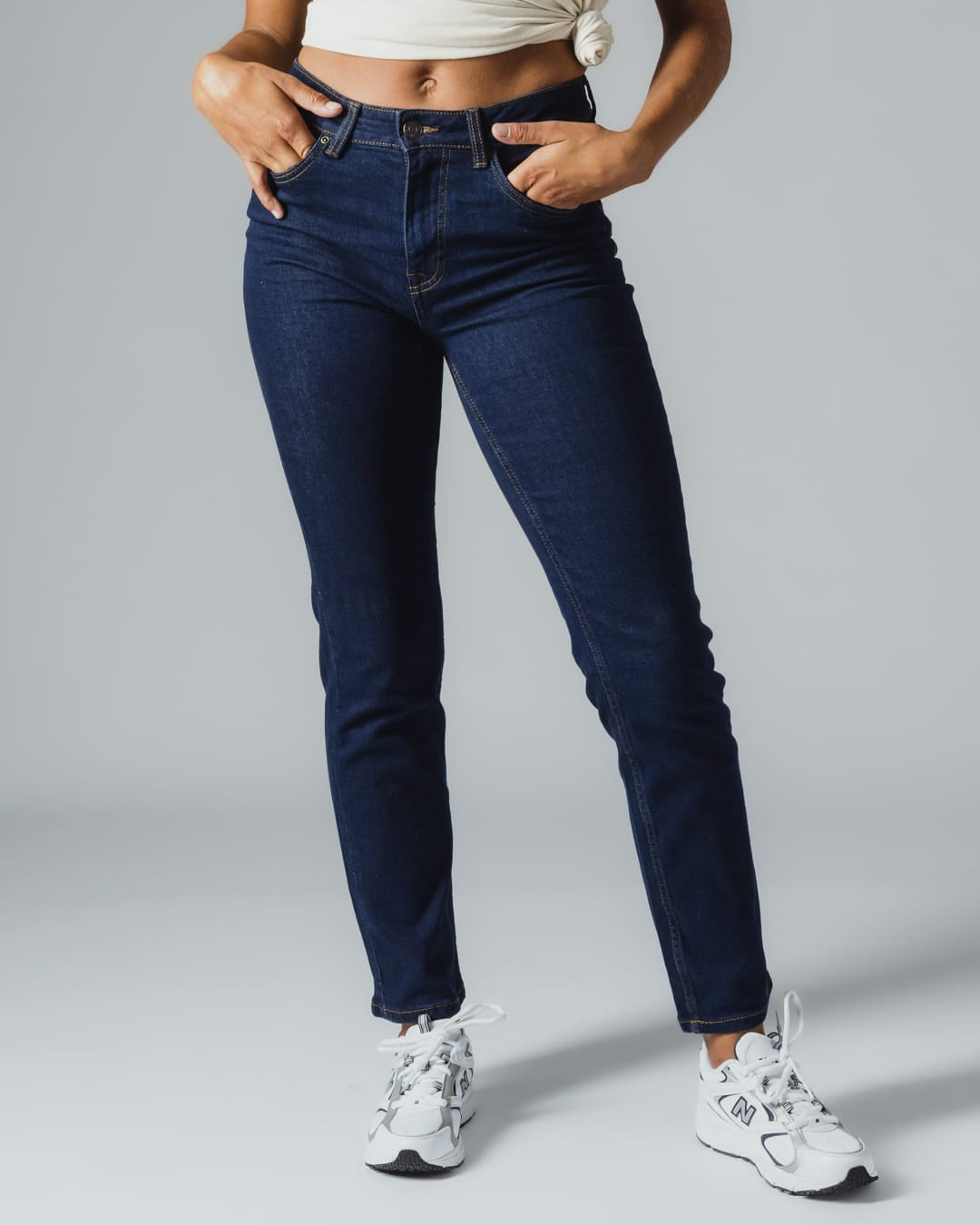 Iona Womens Straight Leg Jean In Dark Denim