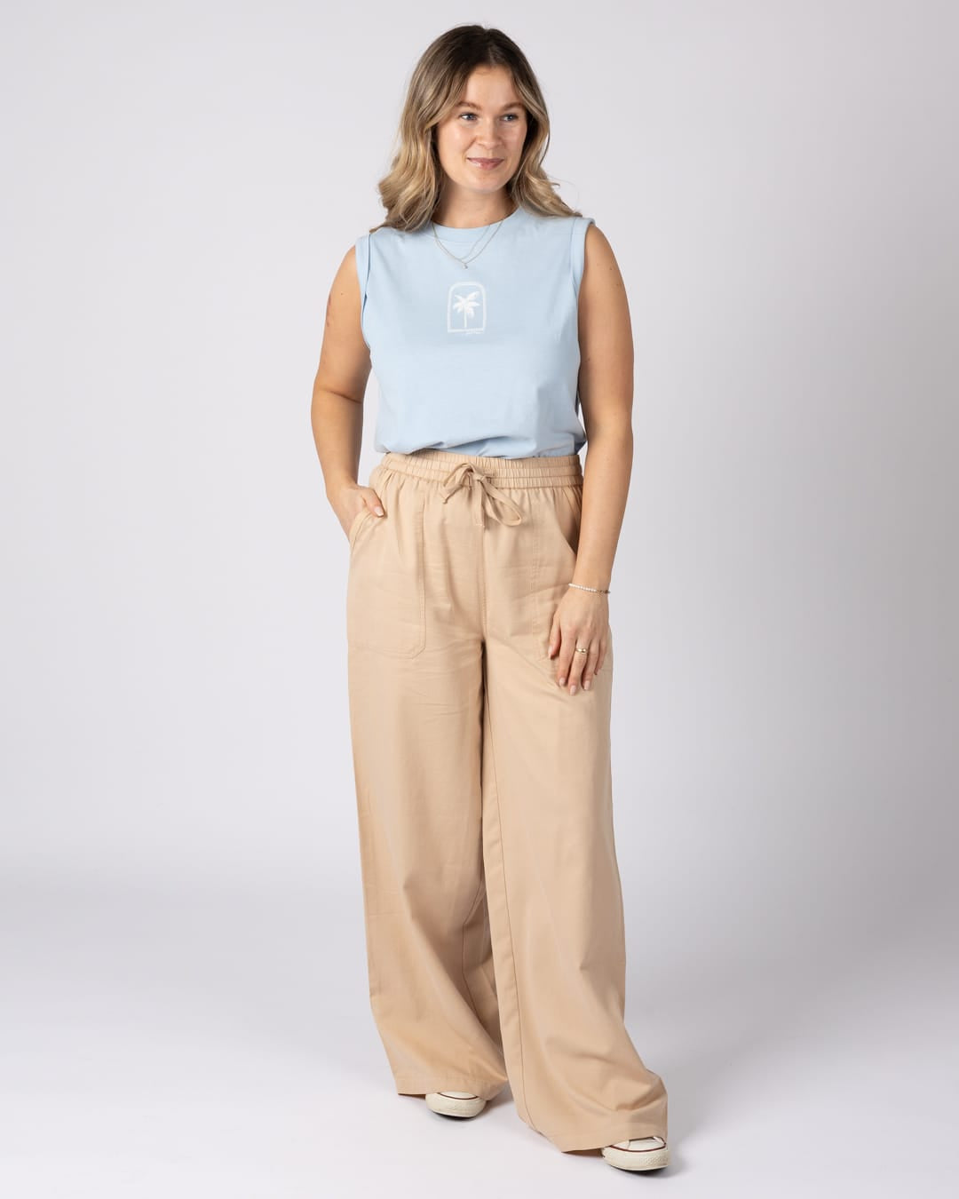 Lowen Womens Trouser in Beige