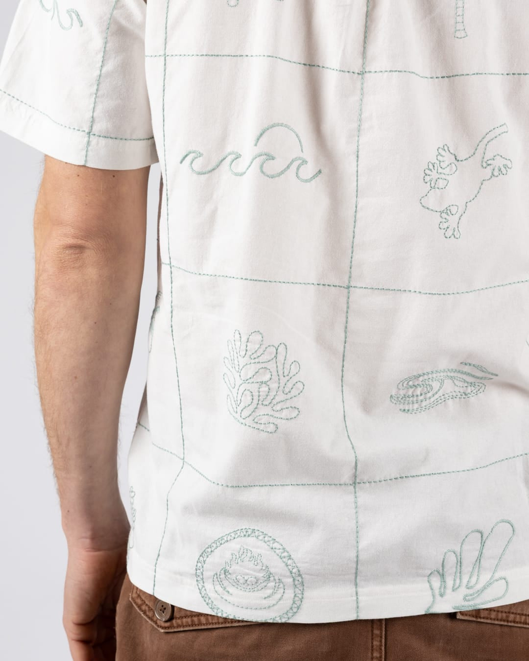 Little Creatures Mens Icon Short Sleeve Shirt in Cream
