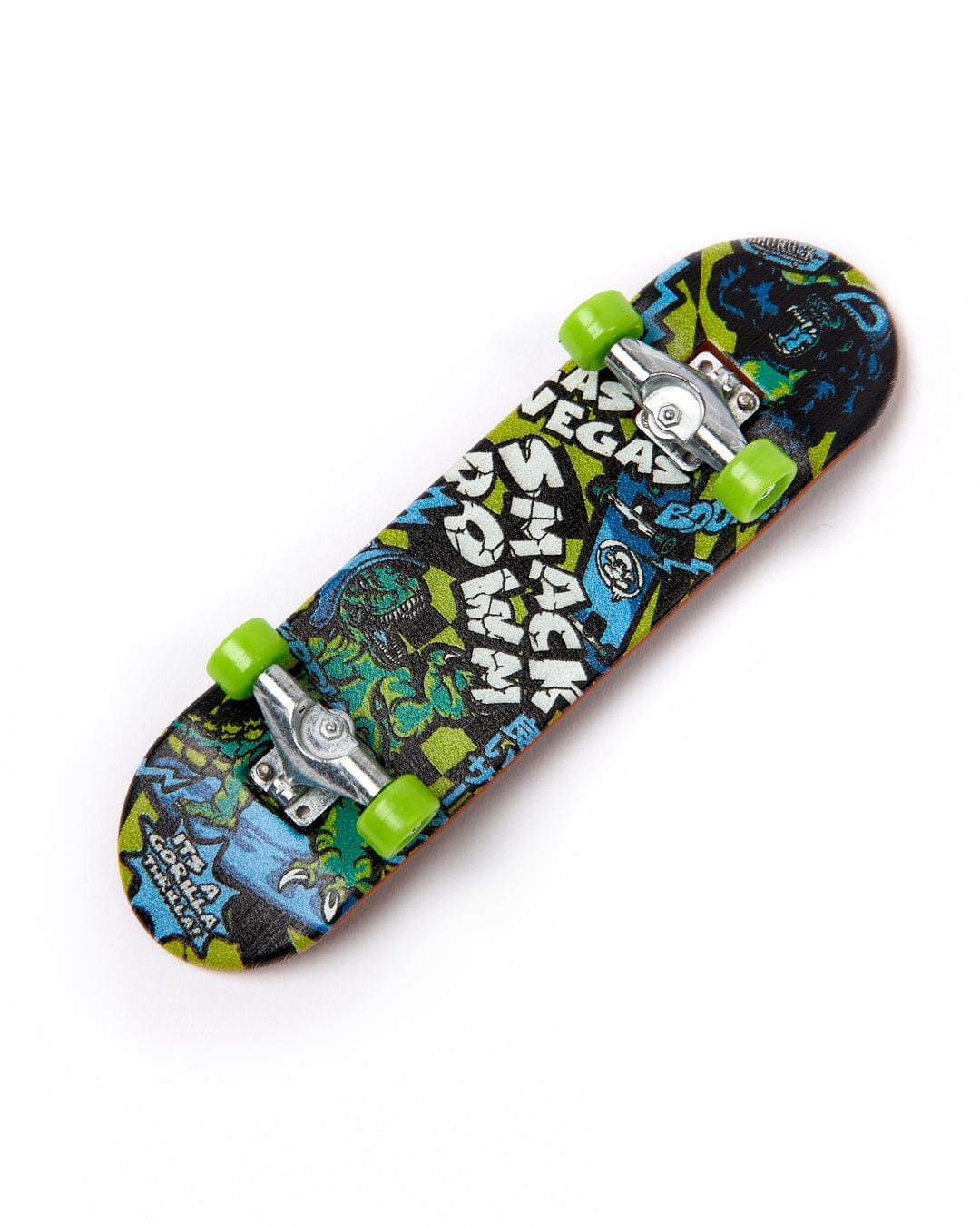 This Smackdown skateboard features a green and black design with metal brackets by Saltrock.