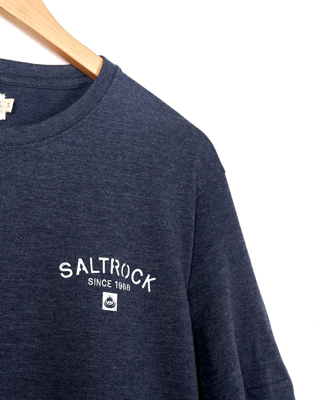 A navy Stencil - Mens Location T-Shirt - Saundersfoot - Blue with the word Saltrock on it.