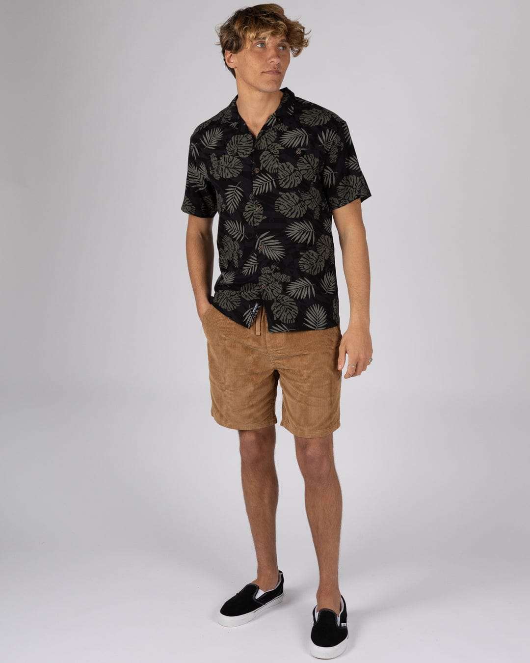 Warp Surf Resort Mens Oversized Short Sleeve Shirt in Dark Grey