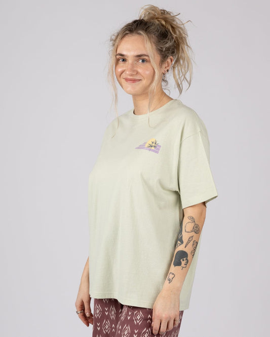 Poster Location Devon - Womens Oversized Short Sleeve T-Shirt - Light Green