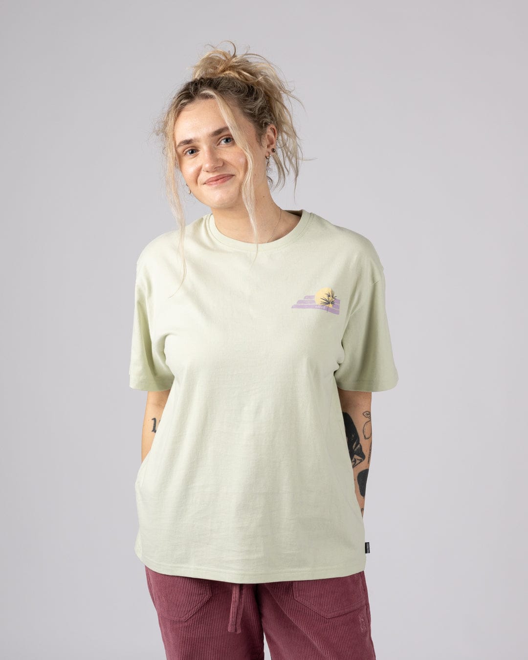 Poster Location Wales - Womens Oversized Short Sleeve T-Shirt - Light Green