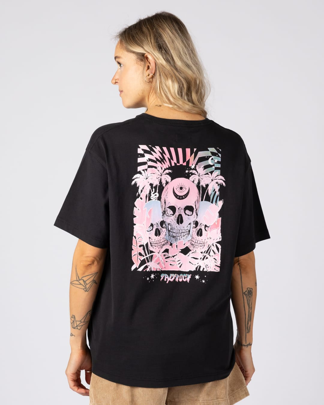 Mystic Skulls Womens Short Sleeve Tee in Black