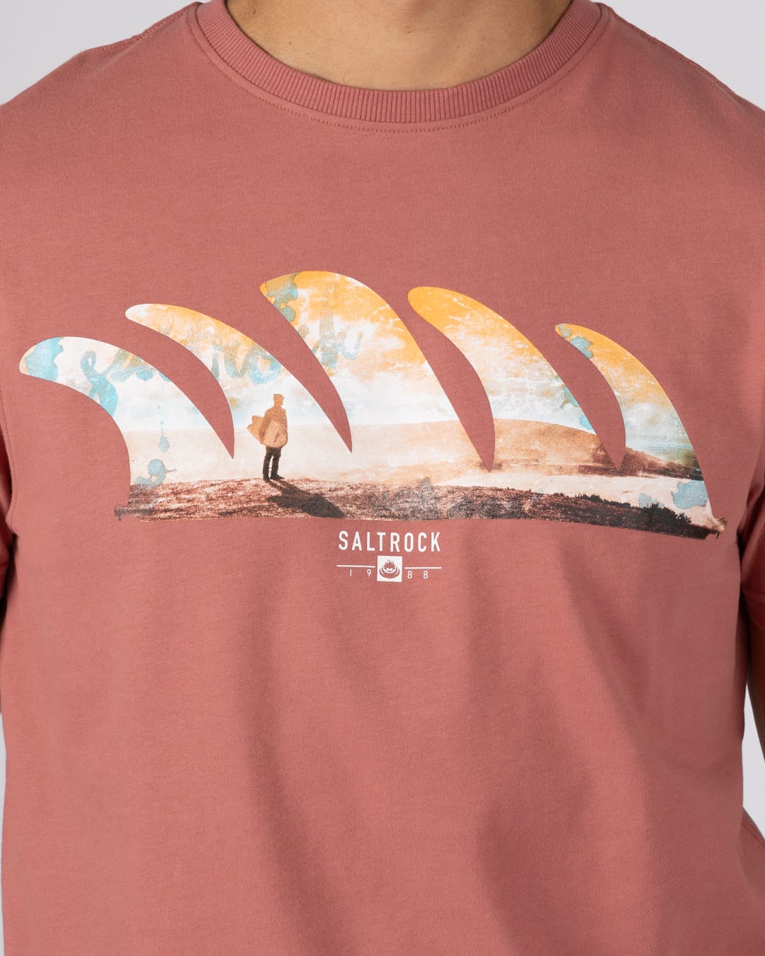 Morning View Mens Short Sleeve Tee in Dark Pink