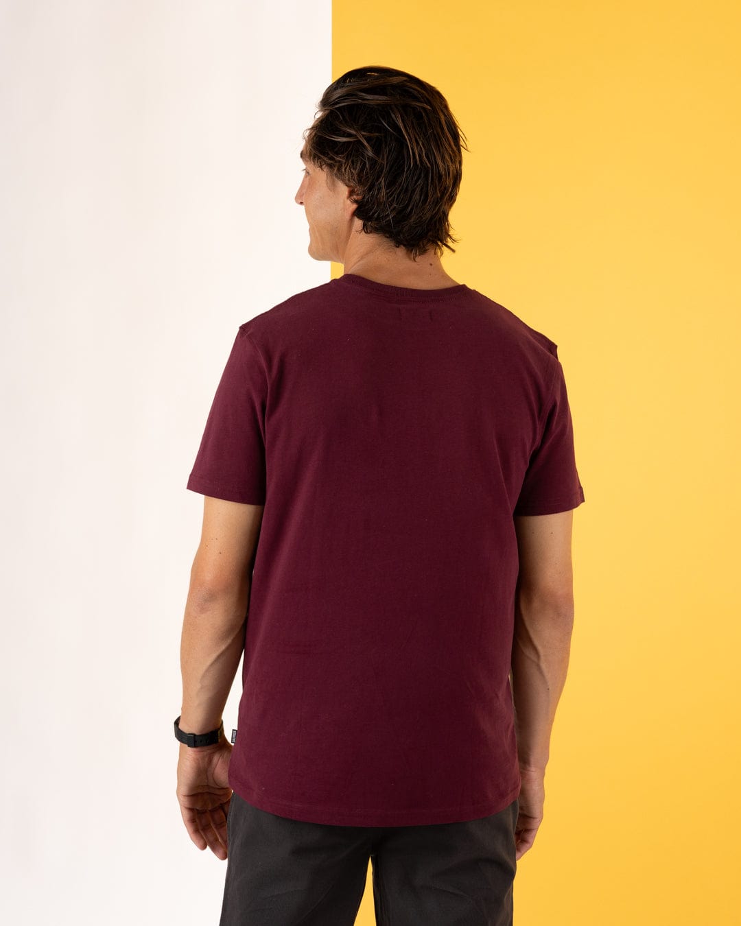 Pitcher - Mens Short Sleeve T-Shirt -Dark Purple