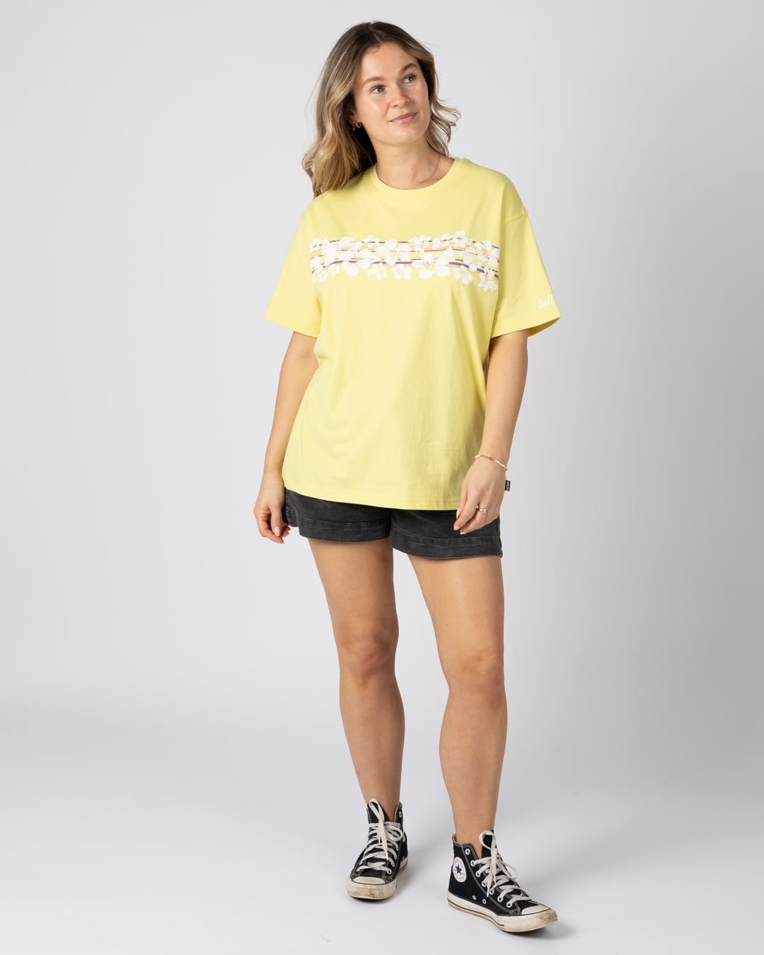 Hebe Womens Short Sleeve Oversized T-Shirt in Yellow