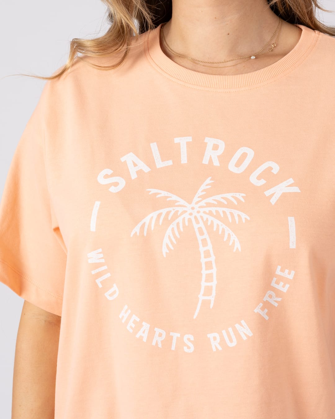 Run Free Womens Short Sleeve Tee in Light Pink