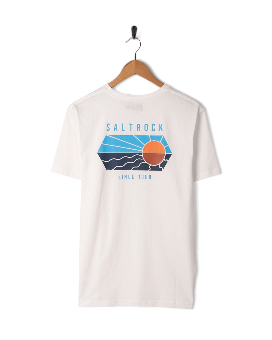 A soft Vantage Colour - Mens Short Sleeve T-Shirt - White with an image of a sunset on it by Saltrock.