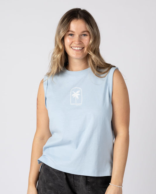 Breeze Vest Womens in Light Blue