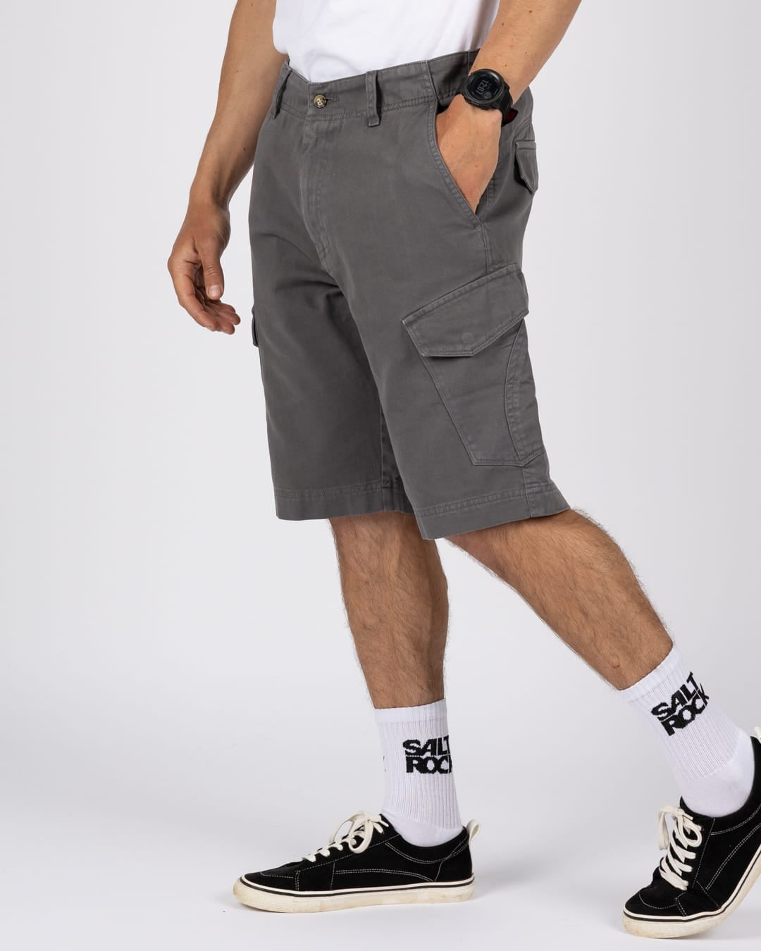 Peran Mens Cargo Short in Dark Grey