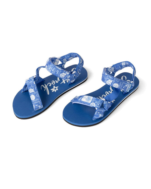 Trail Sandals in Bright Blue