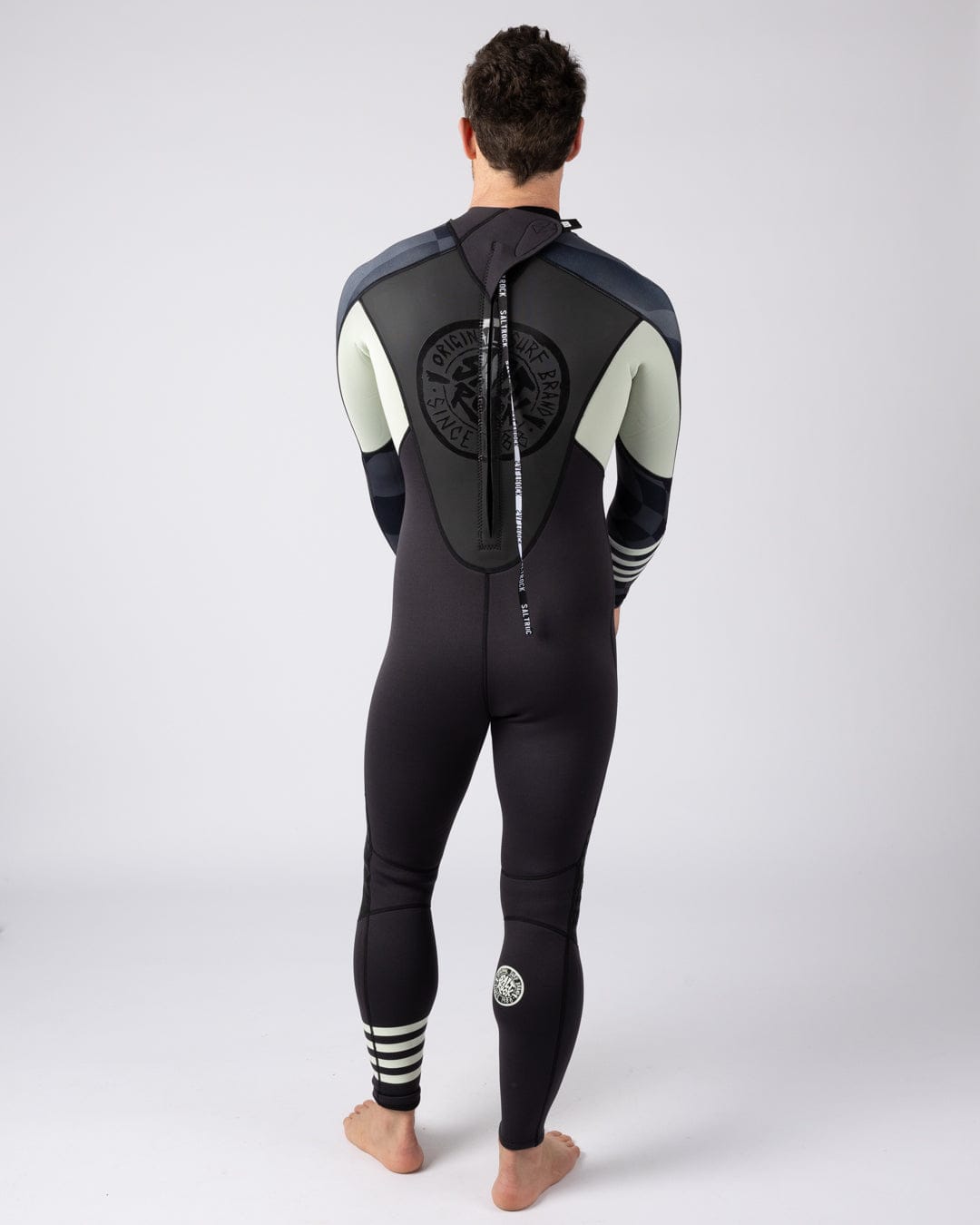 Warp Mens 3/2 Wetsuit in Dark Grey