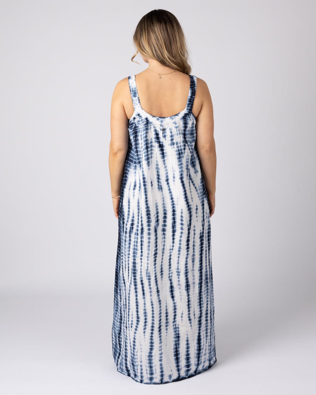 Melda  Womens Oversized Midi Dress in Blue