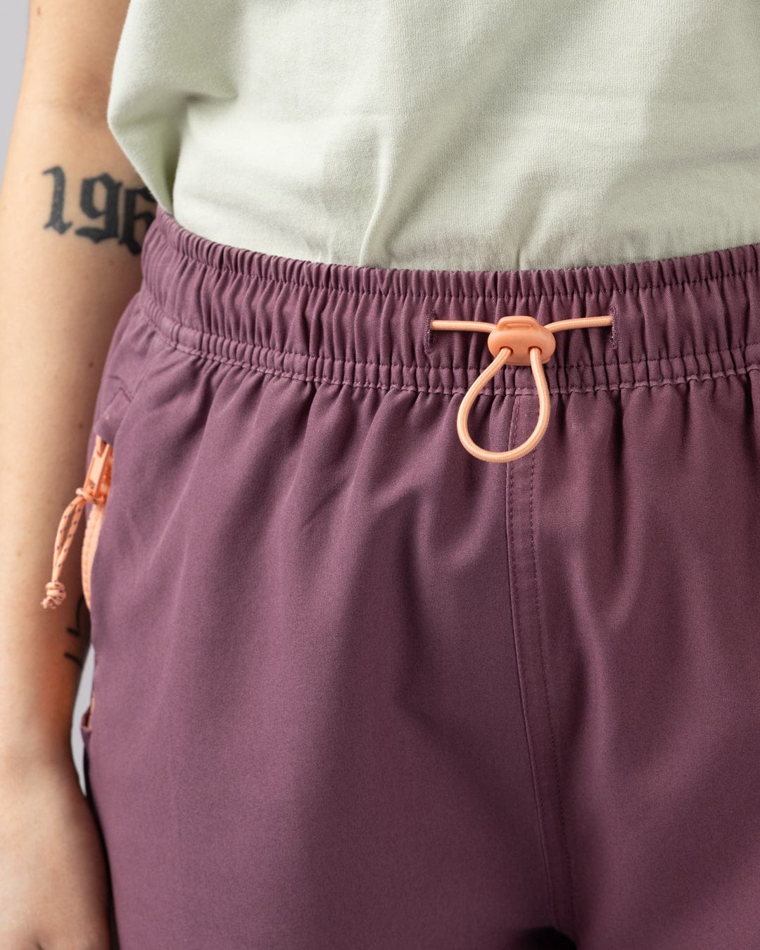 Copper Womens Walkshort in  Dark Pink