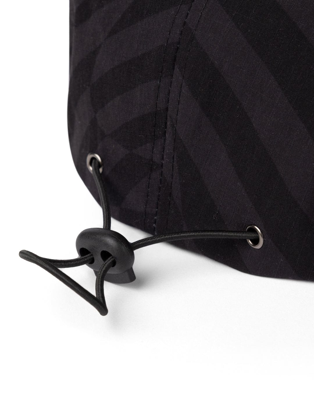 Warp Tech Cap in Black