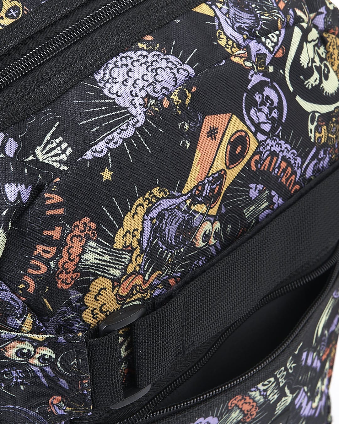 A Creeper Crew - Skatepack - Black backpack with a skull print on it. (Saltrock)