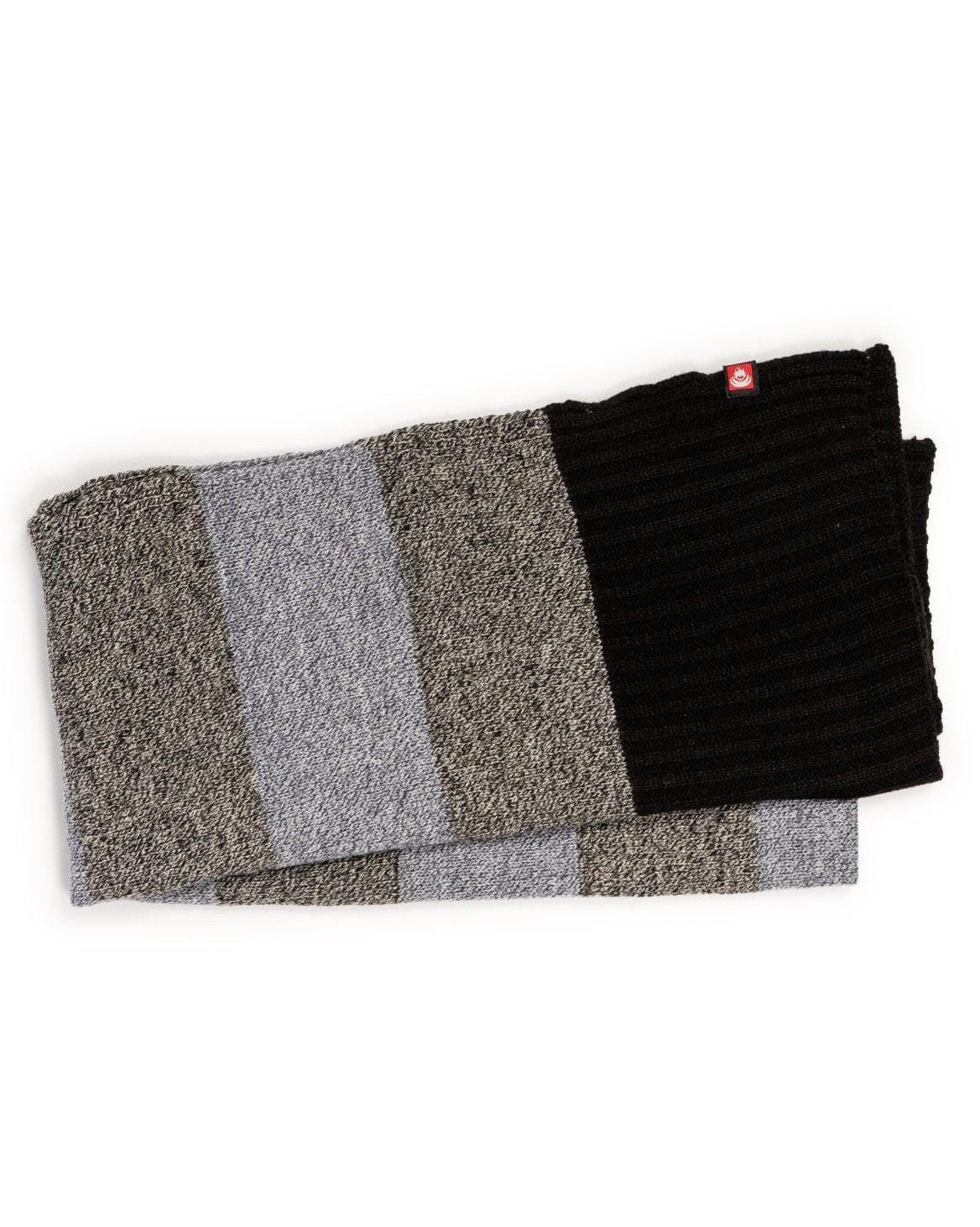 Off Grid - Scarf - Saltrock